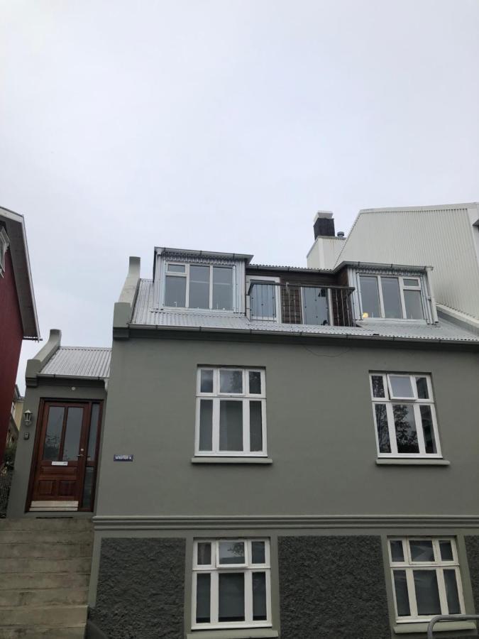Ragna'S Apartment Downtown. Reykjavik Exterior photo