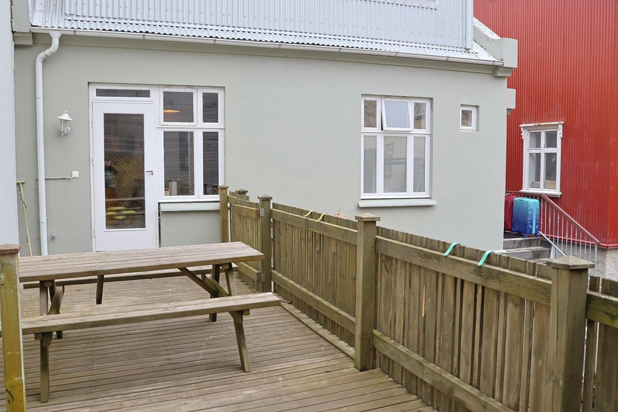 Ragna'S Apartment Downtown. Reykjavik Exterior photo